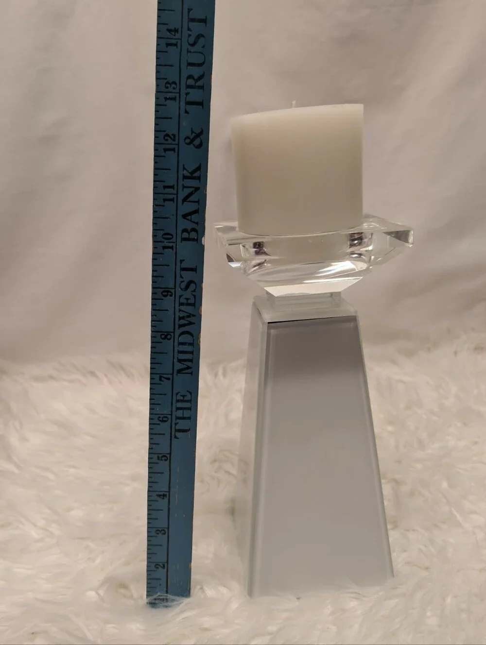 Nwt Z Gallerie White Pillar Candle on Clear Crystal-Style Holder